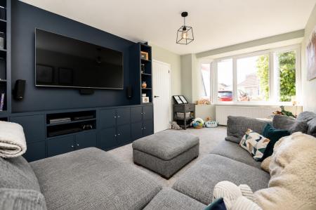 Living Room..jpg