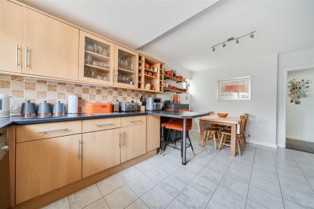 Kitchen.jpg
