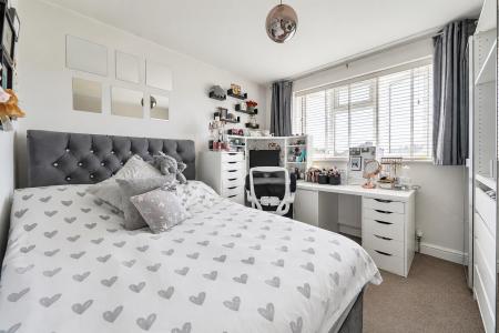 Bedroom..jpg