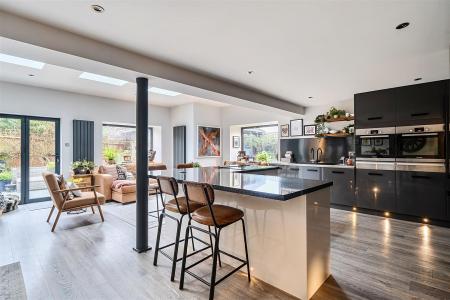 Kitchen/Diner/Family Room