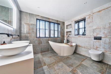 ENSUITE