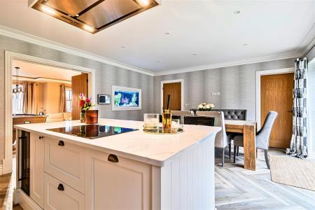 KITCHEN/DINER