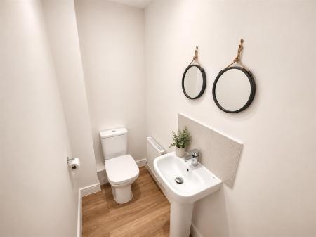 DOWNSTARS TOILET NEW.png