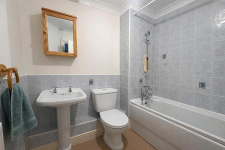 bathroom.png