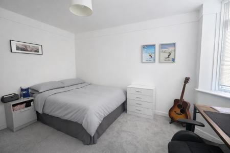 Sitting Room/Bedroom 2