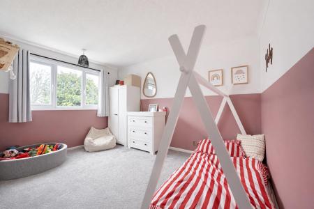 Bedroom 2.png