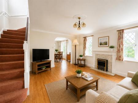 Living room - Staged