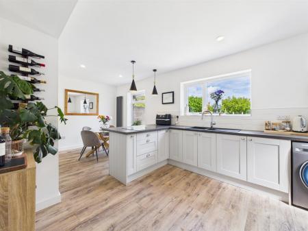 Open Plan Dining Kitchen