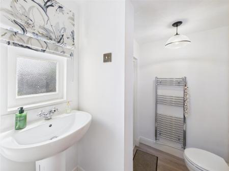 Fitted Guest Cloakroom