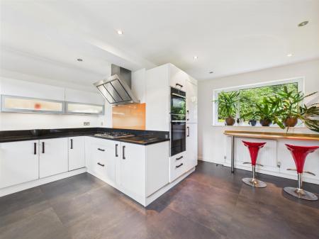 Fitted Breakfast Kitchen