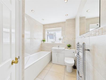 Well-Appointed Family Bathroom