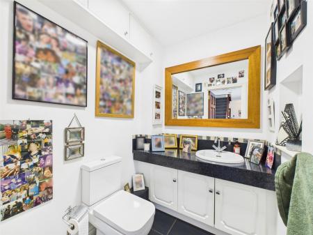 Fitted Guest Cloakroom