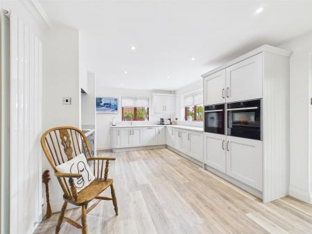 High Specification Fitted Breakfast Kitchen