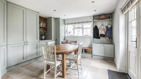 Breakfast Room/Utility