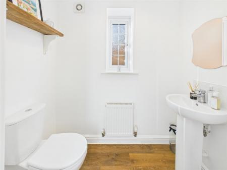 Fitted Guest Cloakroom