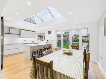 Living Kitchen/Dining/Family Room