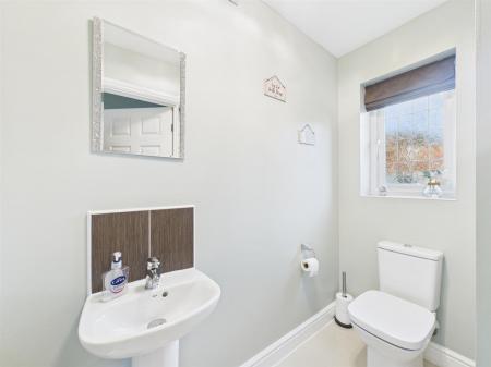 Fitted Guest Cloakroom