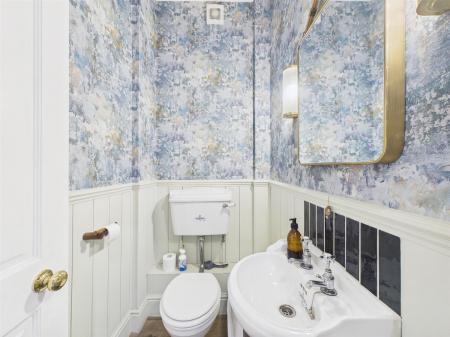 Fitted Guest Cloakroom