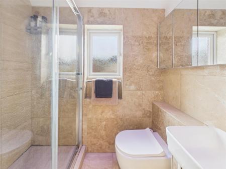 Well-Appointed Shower Room