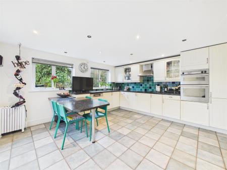 Breakfast Kitchen