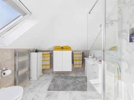 Superbly Appointed En-Suite Shower Room