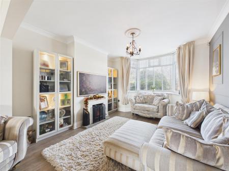 Through Lounge/Dining Room