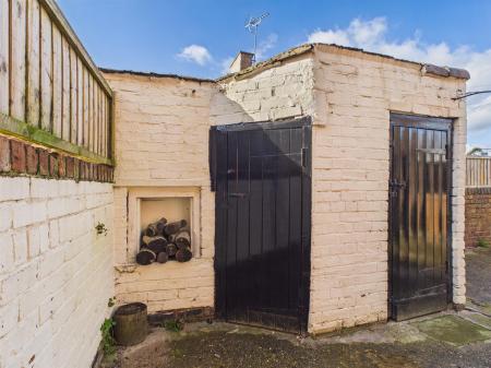 Brick Store