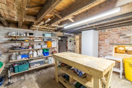 Cellar /Pantry