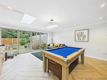 Impressive Games Room/Gym