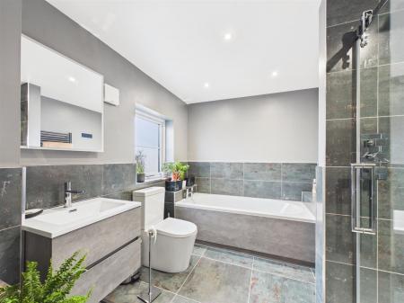 Superbly Appointed Refitted Bathroom
