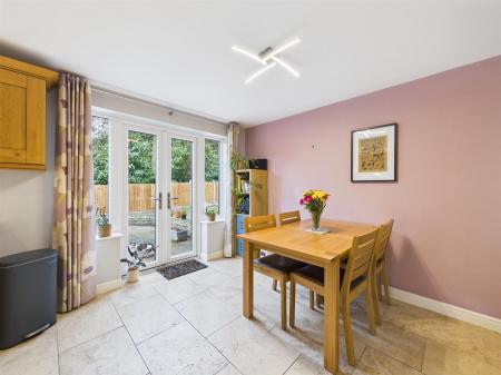Spacious Dining Area
