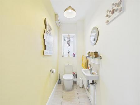 Fitted Guest Cloakroom