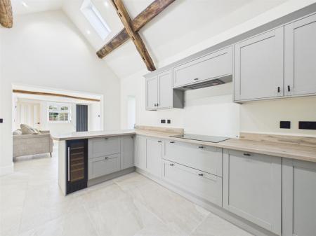 High Specification Fitted Kitchen