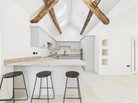 High Specification Fitted Kitchen