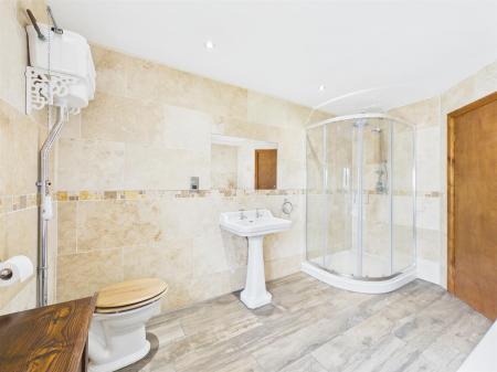 Well-Appointed Bathroom