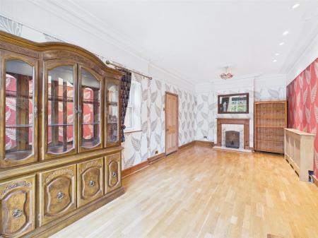 Dining/Family Room