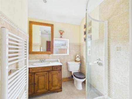 Family Shower Room