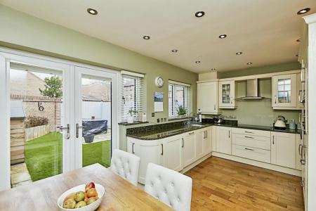 Open Plan Dining Kitchen