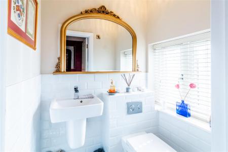 Guest Cloakroom