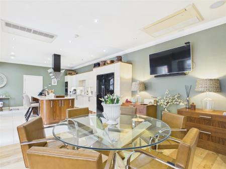 Living Kitchen Diner