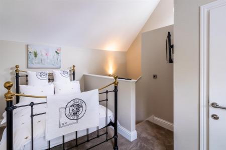Additional Guest Bedroom
