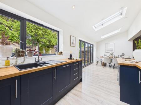 Open Plan Living Kitchen/Dining Area