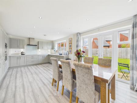 Open Plan Dining/Kitchen