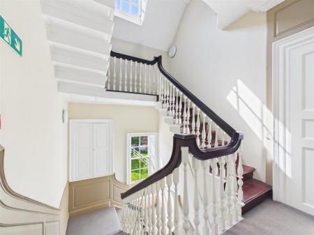 Split-Level Entrance Hall
