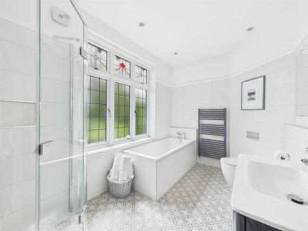 Superbly Appointed Bathroom