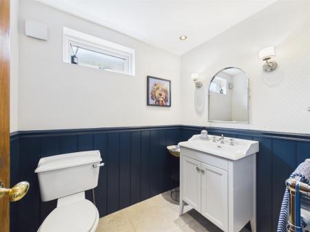 Fitted Guest Cloakroom