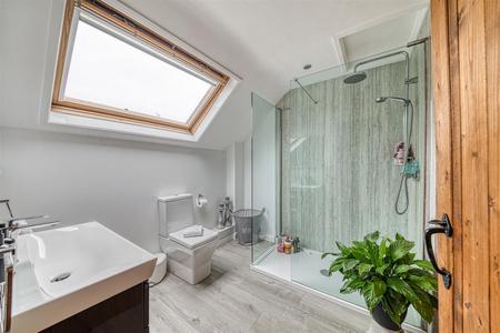 Well-Appointed Shower Room