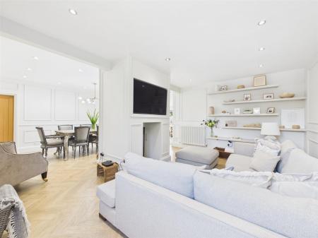 Lounge Area