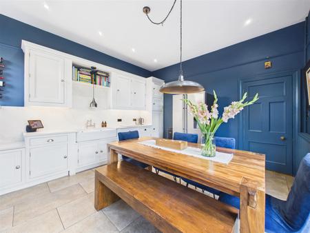 High Specification Fitted Kitchen