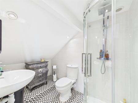 Well-Appointed En-Suite Shower Room